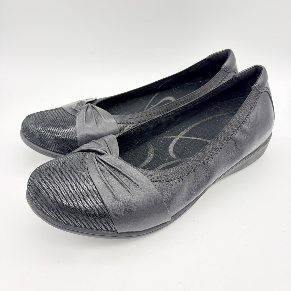 Aravon Andrea Black Leather Snakeskin Knot Ballet Flats Womens 9D Wide Wedge